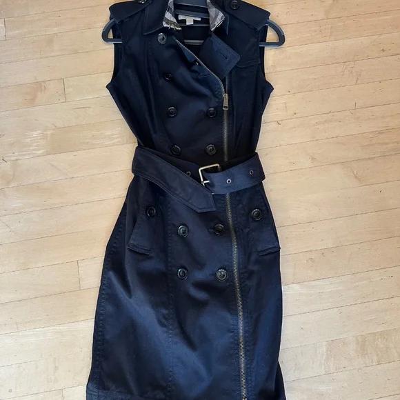 Burberry Brit Black Trench sleeveless Dress/Vest,  2,  GD1195 - Picture 3 of 6